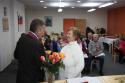 Záber na gratuláciu starostu jubilantom Záber na gratuláciu starostu jubilantom