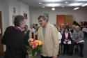 Záber na gratuláciu starostu jubilantom Záber na gratuláciu starostu jubilantom