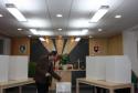 Záber z volebnej miestnosti Záber z volebnej miestnosti