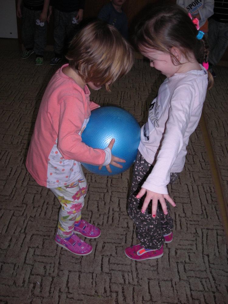 Fotogaléria Balón, nespadni (7) Balón, nespadni