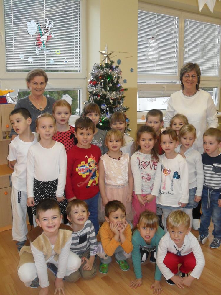Fotogaléria 18.12.2017 Posedenie pri jedličke (3) 18.12.2017 Posedenie pri jedličke