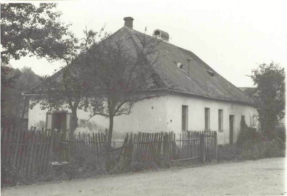 Fotogaléria Budovy škôl v Kľačne (8) Budovy škôl v Kľačne