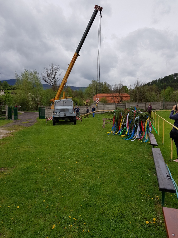 Fotogaléria 30.4.2019 Stavanie mája (8) 30.4.2019 Stavanie mája
